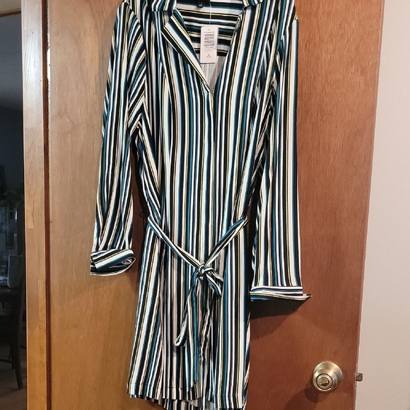 Torrid Multicolor Striped Top - Picture 2 of 4